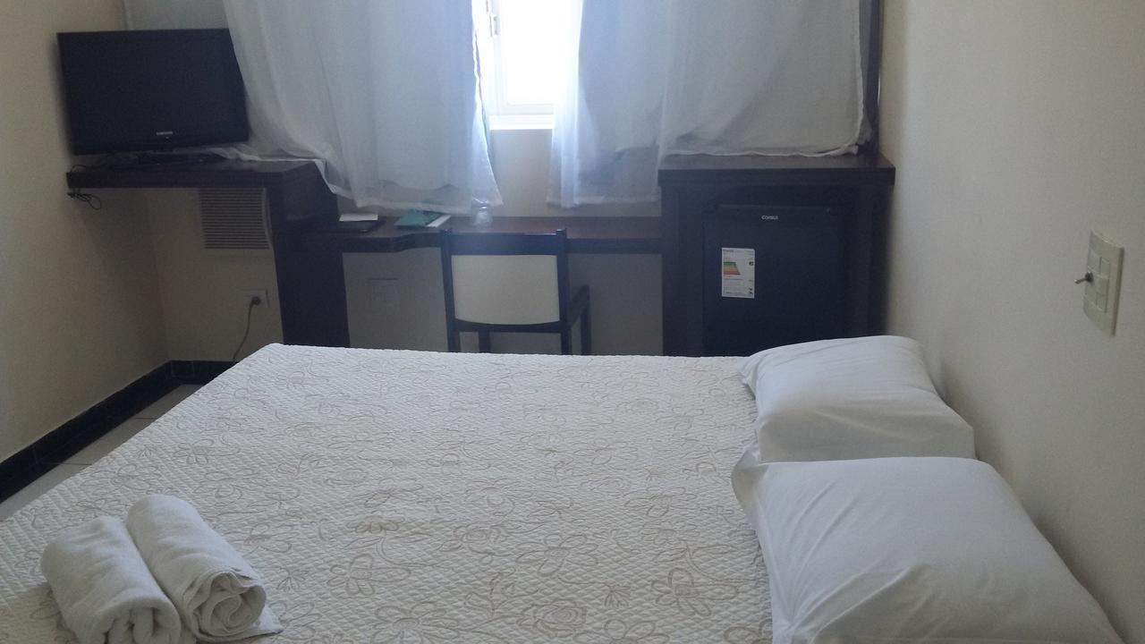 Hotel Monte Rey Montes Claros Dış mekan fotoğraf