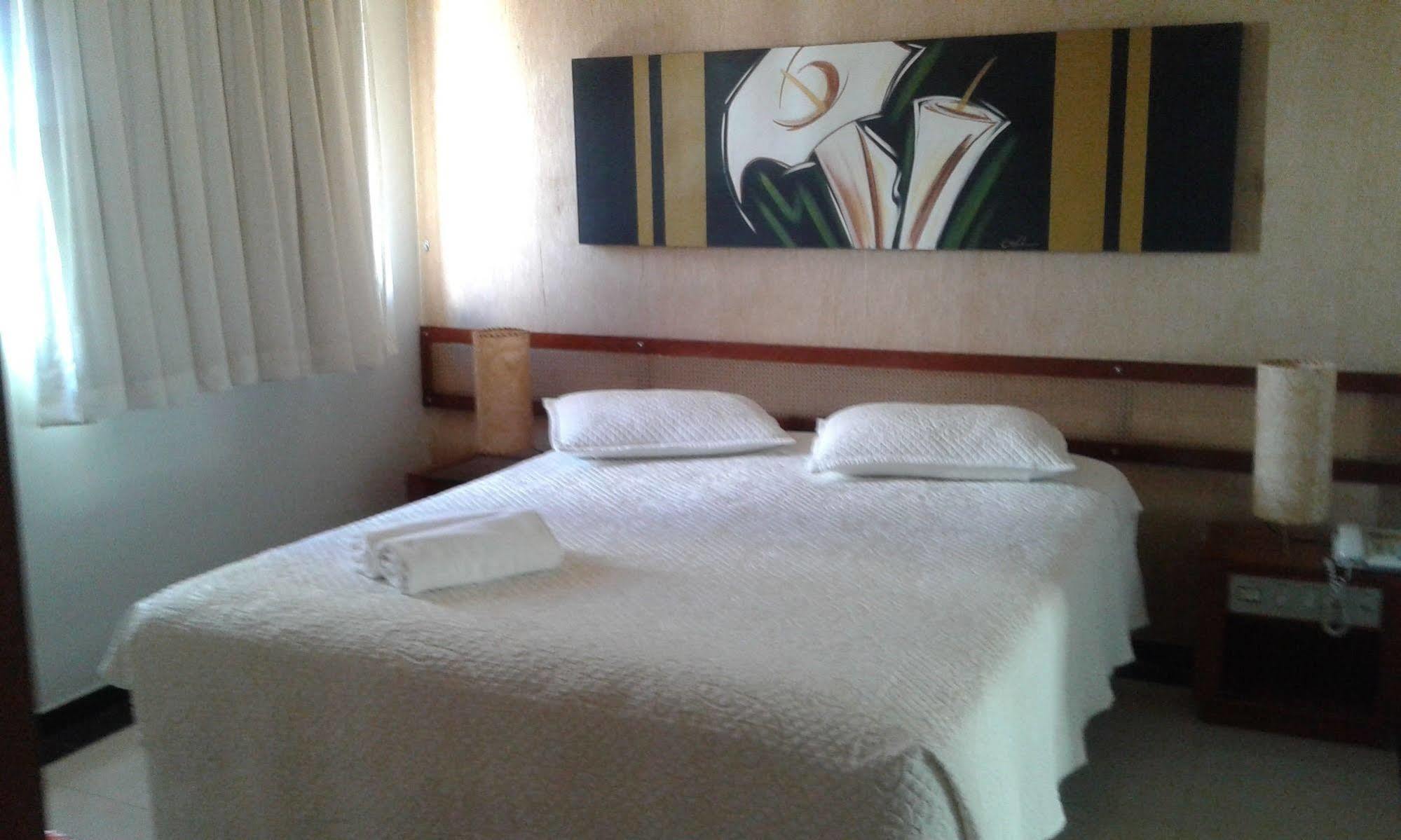 Hotel Monte Rey Montes Claros Dış mekan fotoğraf